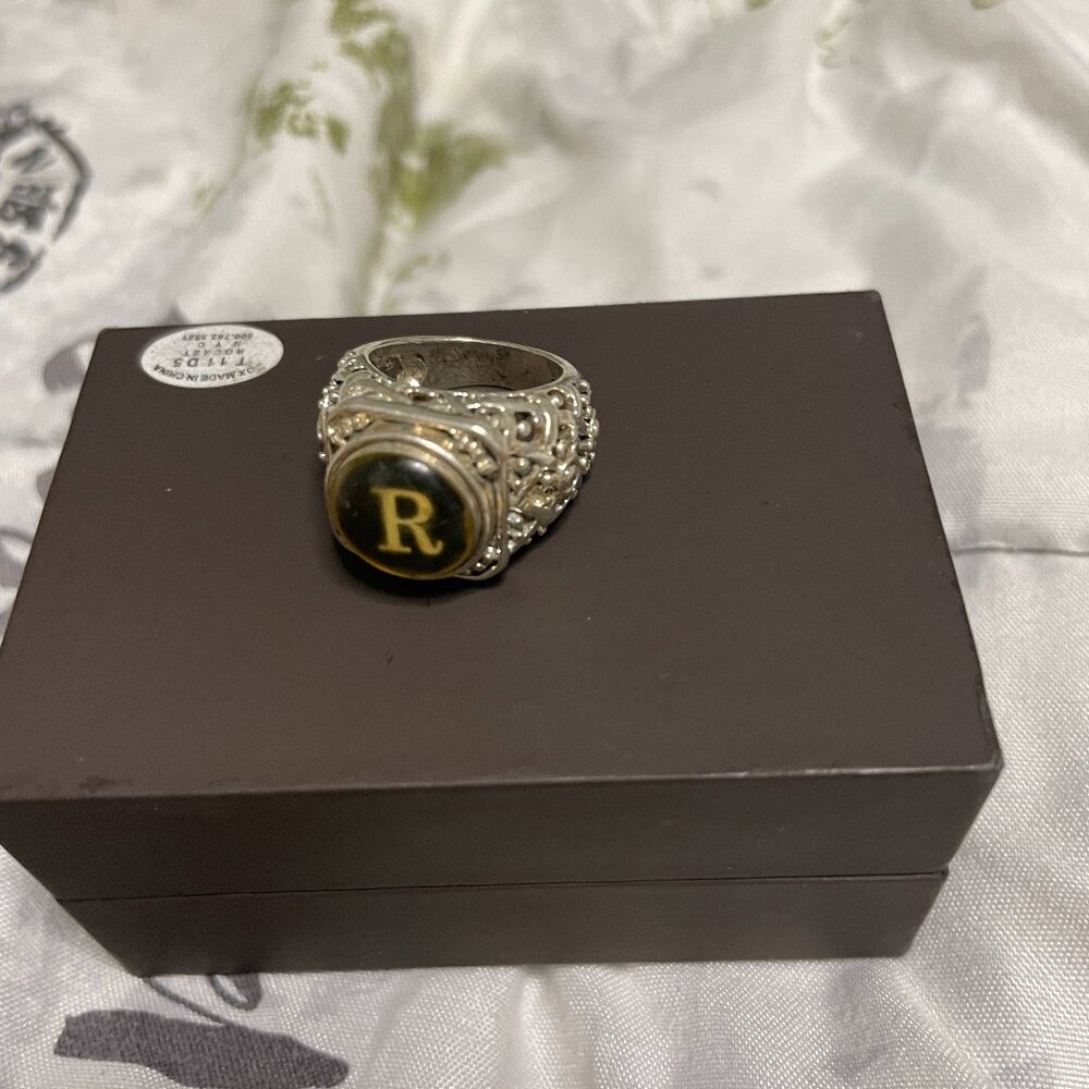 Silver 'R' Ring